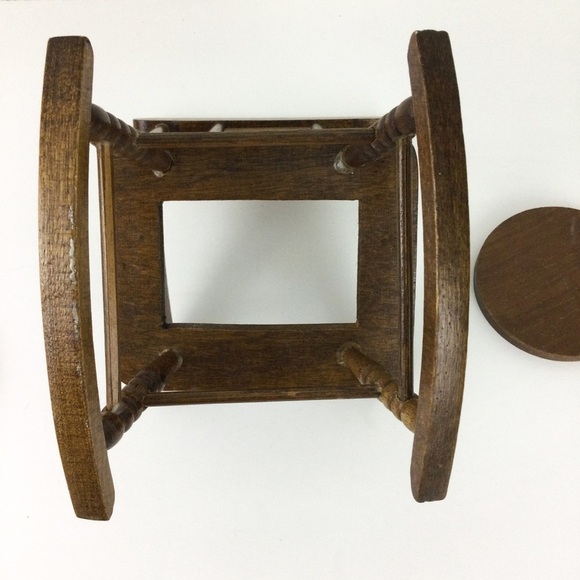 Vintage MCM wooden rattan miniature rocking chair with coasters set of 3 - Picture 13 of 13